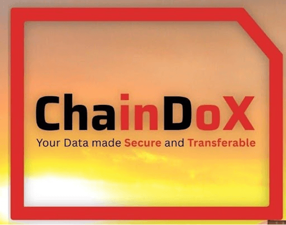 Visualisasi kartu pendaftaran fisik atau digital ChainDoX